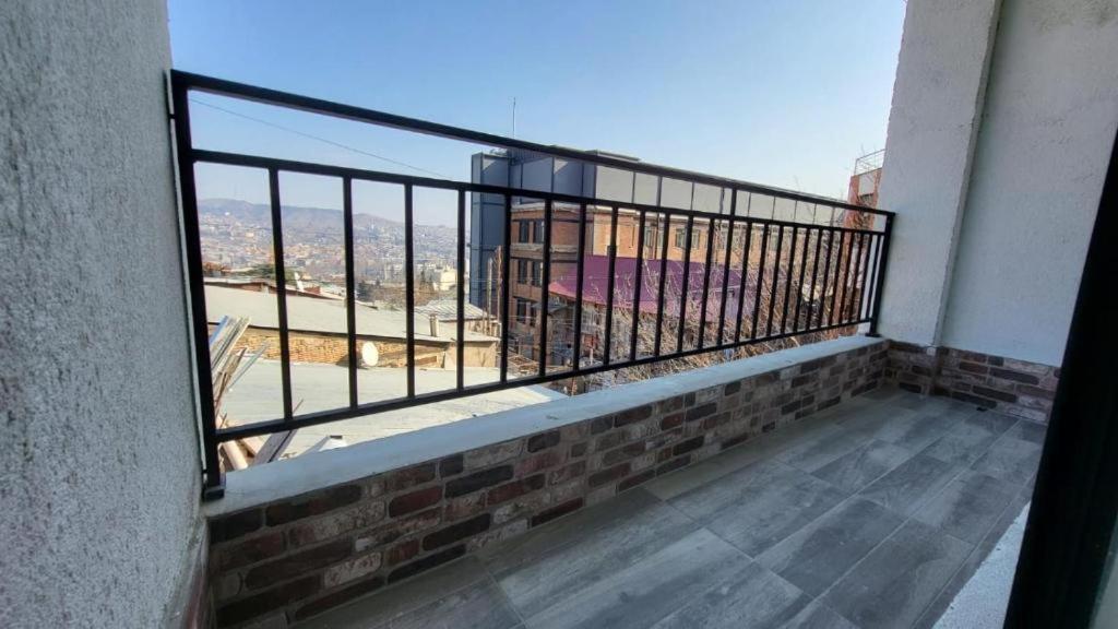 Brothers Apartments With Terrace In Old Tbilisi Zewnętrze zdjęcie