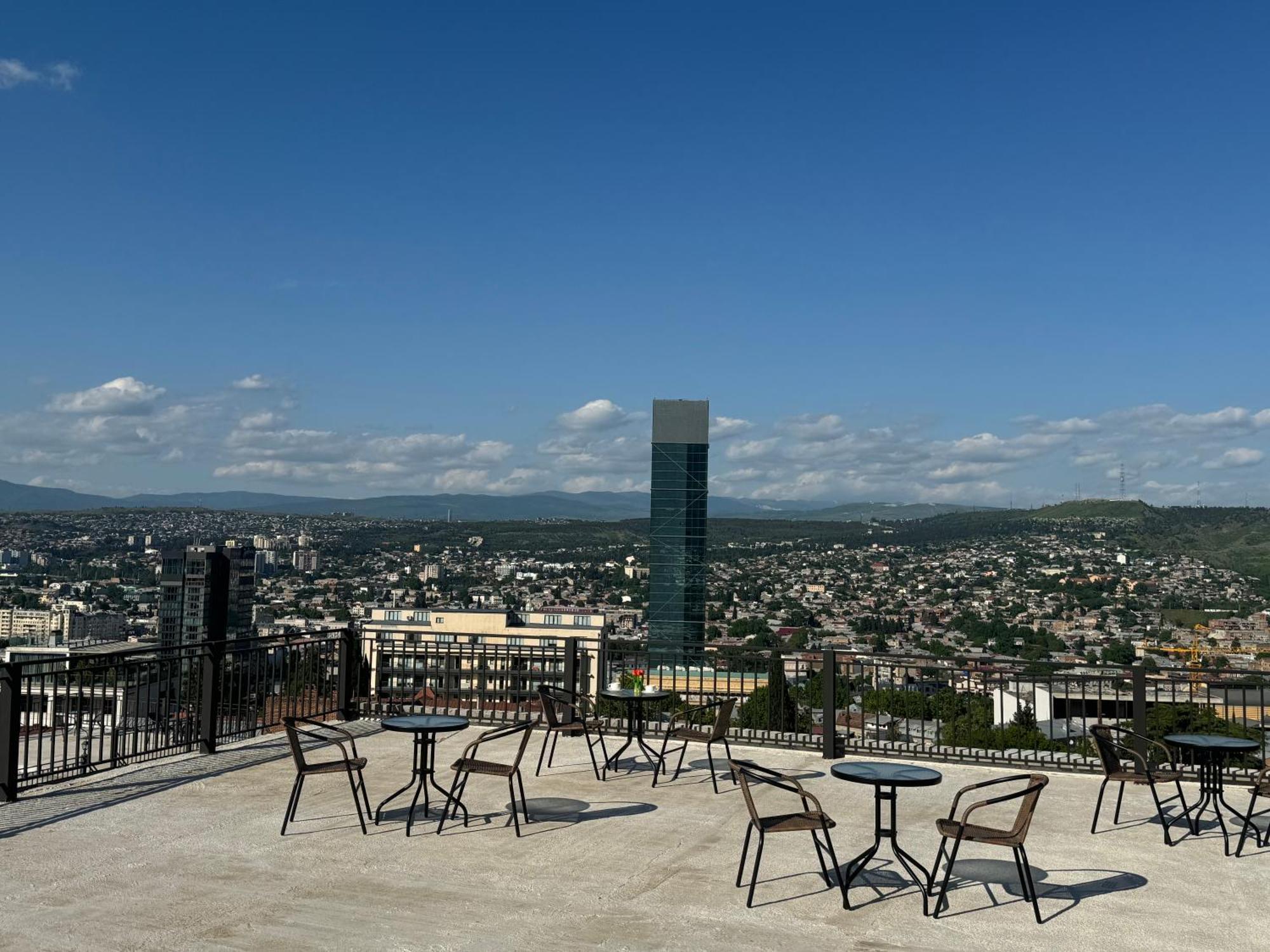Brothers Apartments With Terrace In Old Tbilisi Zewnętrze zdjęcie